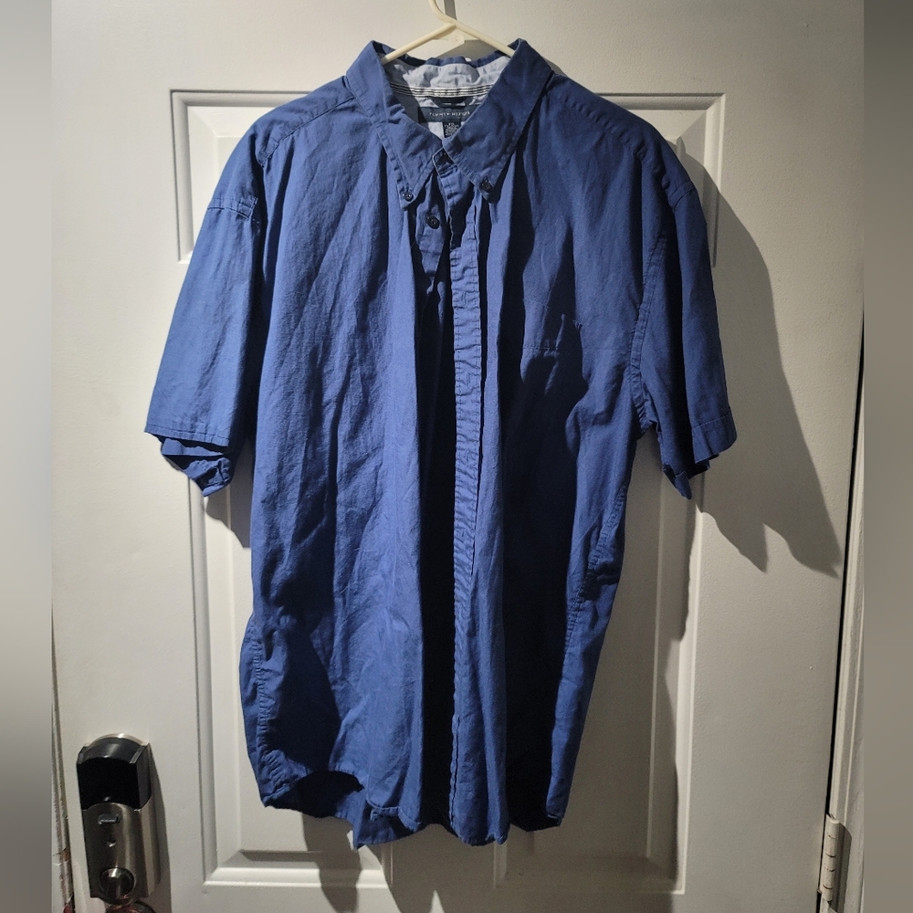 Short sleeve button down shirt